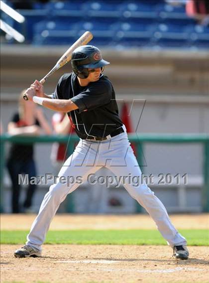 Thumbnail 2 in Etiwanda vs. Glendora (Battle of the Baseline League) photogallery.