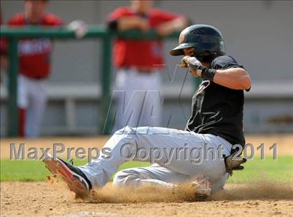 Thumbnail 3 in Etiwanda vs. Glendora (Battle of the Baseline League) photogallery.