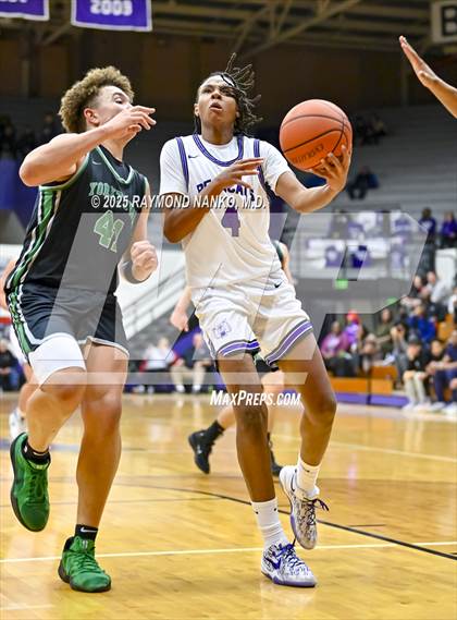 Thumbnail 3 in Yorktown @ Muncie Central photogallery.