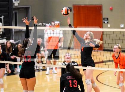 Thumbnail 2 in James Logan vs. California (CIF NCS D1 Quarterfinal) photogallery.