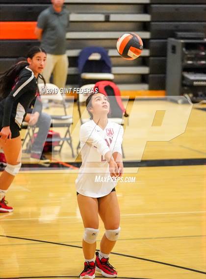 Thumbnail 2 in James Logan vs. California (CIF NCS D1 Quarterfinal) photogallery.