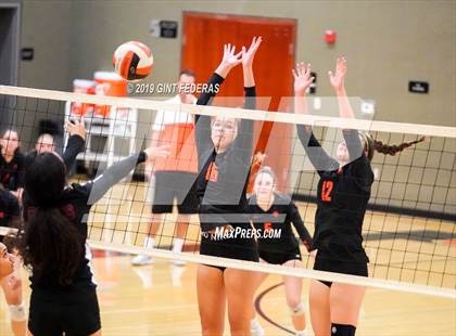 Thumbnail 1 in James Logan vs. California (CIF NCS D1 Quarterfinal) photogallery.