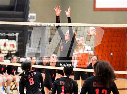 Thumbnail 3 in James Logan vs. California (CIF NCS D1 Quarterfinal) photogallery.