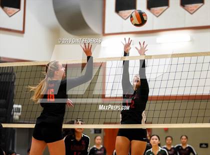Thumbnail 3 in James Logan vs. California (CIF NCS D1 Quarterfinal) photogallery.