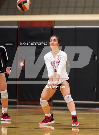 Thumbnail 3 in James Logan vs. California (CIF NCS D1 Quarterfinal) photogallery.