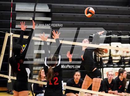 Thumbnail 1 in James Logan vs. California (CIF NCS D1 Quarterfinal) photogallery.