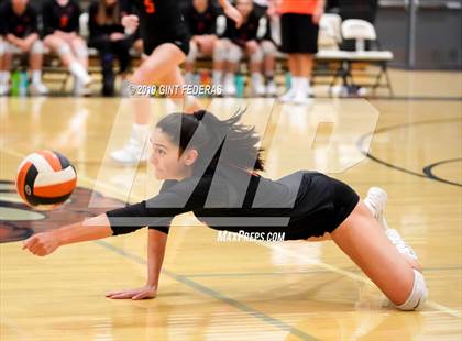 Thumbnail 3 in James Logan vs. California (CIF NCS D1 Quarterfinal) photogallery.