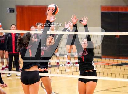 Thumbnail 3 in James Logan vs. California (CIF NCS D1 Quarterfinal) photogallery.