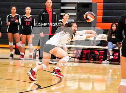 Thumbnail 3 in James Logan vs. California (CIF NCS D1 Quarterfinal) photogallery.
