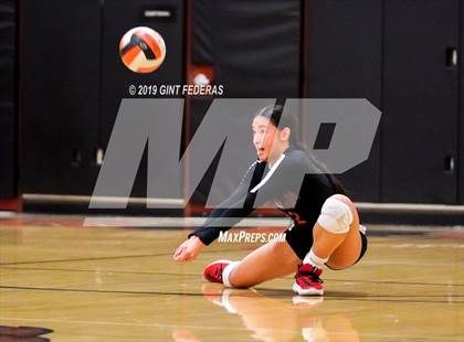 Thumbnail 2 in James Logan vs. California (CIF NCS D1 Quarterfinal) photogallery.