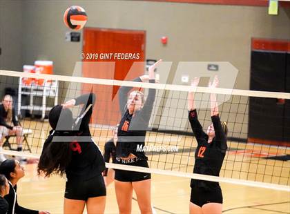 Thumbnail 3 in James Logan vs. California (CIF NCS D1 Quarterfinal) photogallery.