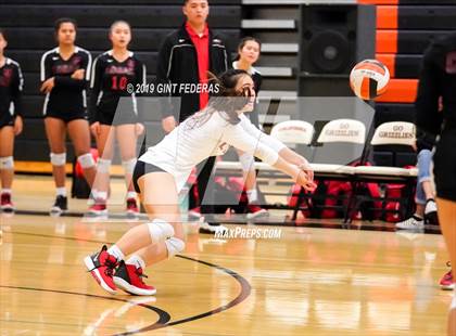 Thumbnail 2 in James Logan vs. California (CIF NCS D1 Quarterfinal) photogallery.