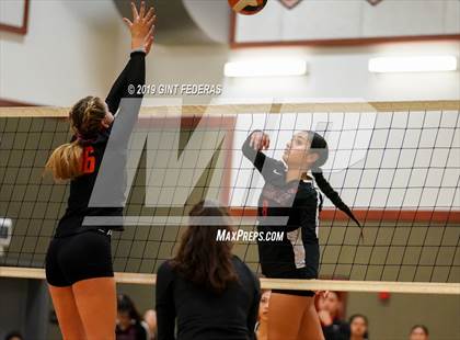 Thumbnail 2 in James Logan vs. California (CIF NCS D1 Quarterfinal) photogallery.