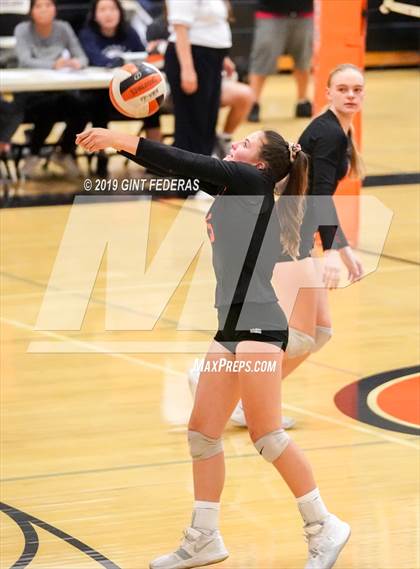 Thumbnail 2 in James Logan vs. California (CIF NCS D1 Quarterfinal) photogallery.