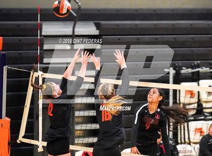 Thumbnail 2 in James Logan vs. California (CIF NCS D1 Quarterfinal) photogallery.