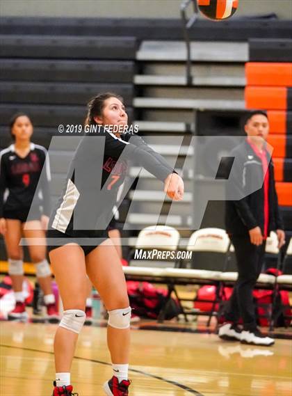 Thumbnail 2 in James Logan vs. California (CIF NCS D1 Quarterfinal) photogallery.