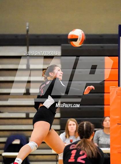 Thumbnail 3 in James Logan vs. California (CIF NCS D1 Quarterfinal) photogallery.