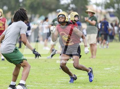 Thumbnail 2 in Long Beach Poly vs Oaks Christian (Battle at the Beach) photogallery.