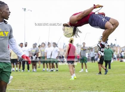 Thumbnail 2 in Long Beach Poly vs Oaks Christian (Battle at the Beach) photogallery.