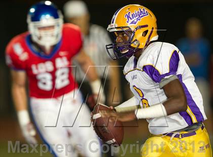 Thumbnail 1 in Los Alamitos vs. Lynwood photogallery.