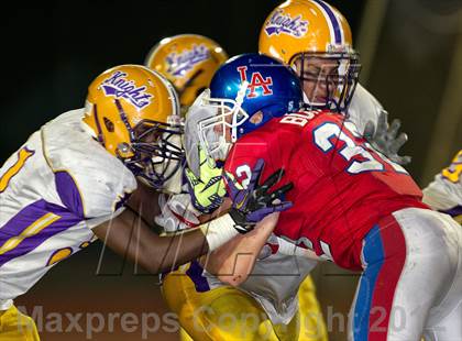Thumbnail 3 in Los Alamitos vs. Lynwood photogallery.