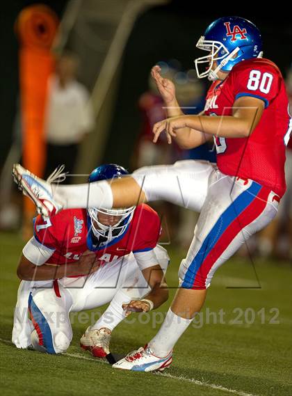 Thumbnail 2 in Los Alamitos vs. Lynwood photogallery.