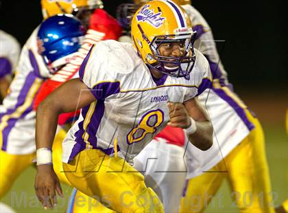 Thumbnail 2 in Los Alamitos vs. Lynwood photogallery.