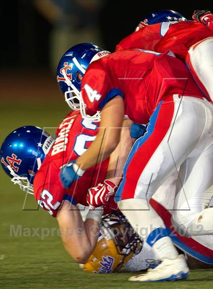 Thumbnail 3 in Los Alamitos vs. Lynwood photogallery.