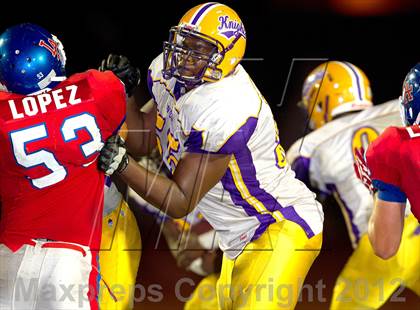 Thumbnail 2 in Los Alamitos vs. Lynwood photogallery.