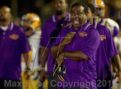 Thumbnail 1 in Los Alamitos vs. Lynwood photogallery.