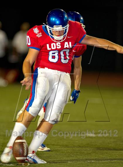 Thumbnail 2 in Los Alamitos vs. Lynwood photogallery.