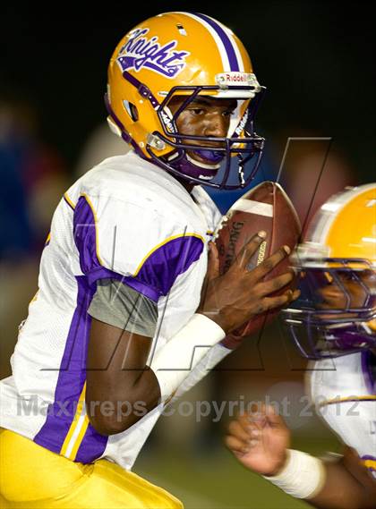 Thumbnail 3 in Los Alamitos vs. Lynwood photogallery.