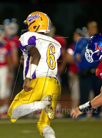 Thumbnail 1 in Los Alamitos vs. Lynwood photogallery.