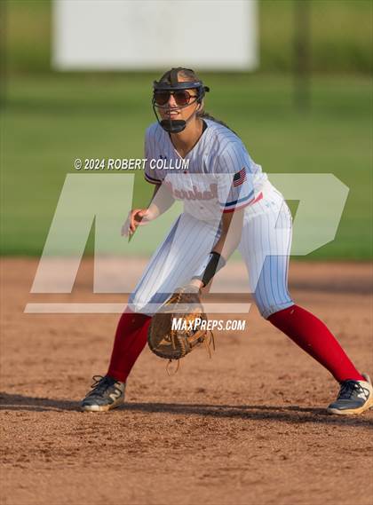Thumbnail 3 in Bayou Academy @ Marshall Academy (Scrimmage) photogallery.