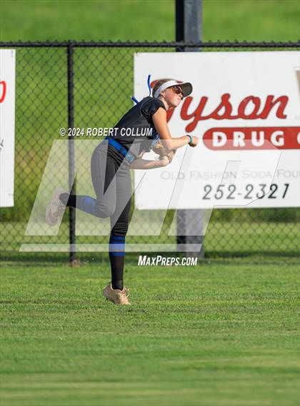 Thumbnail 2 in Bayou Academy @ Marshall Academy (Scrimmage) photogallery.