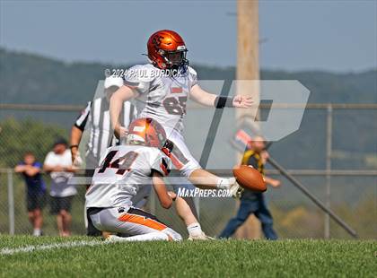Thumbnail 3 in Lucas @ Smethport photogallery.