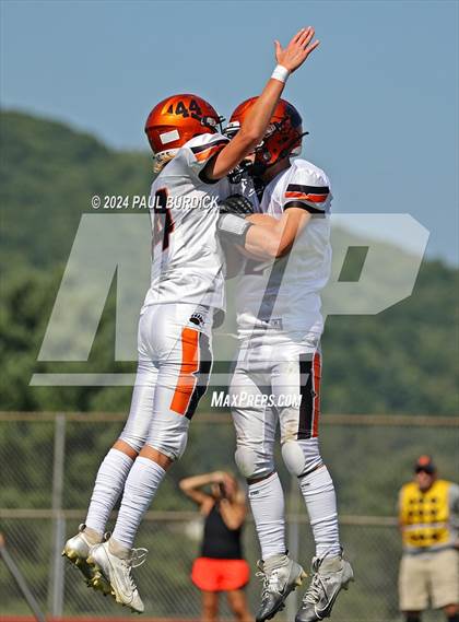 Thumbnail 3 in Lucas @ Smethport photogallery.