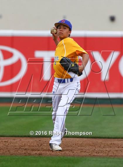 Thumbnail 2 in Benicia vs. Casa Roble (@ Raley field) photogallery.