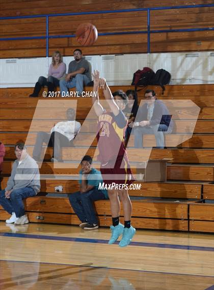 Thumbnail 2 in El Rancho vs Wilson (Cal High Tournament) photogallery.