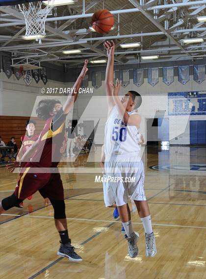 Thumbnail 2 in El Rancho vs Wilson (Cal High Tournament) photogallery.