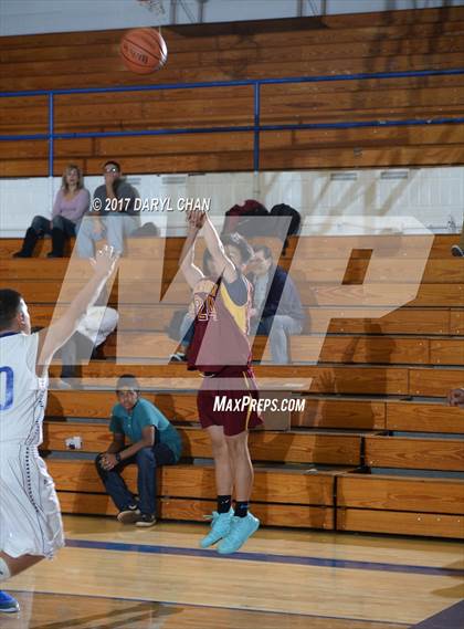 Thumbnail 3 in El Rancho vs Wilson (Cal High Tournament) photogallery.