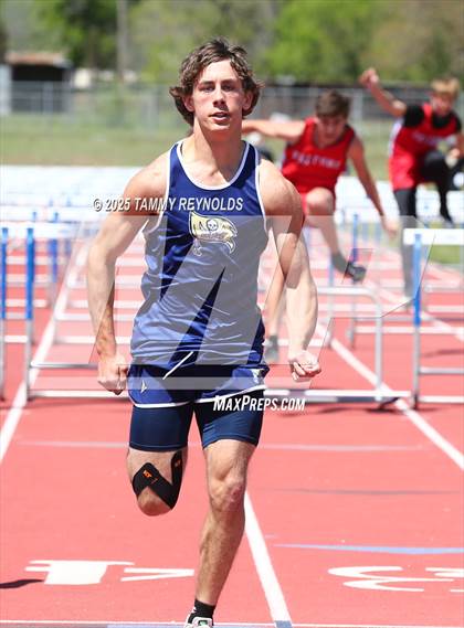 Thumbnail 1 in UIL 1A Region 3 Districts 17&18 Area Championships photogallery.