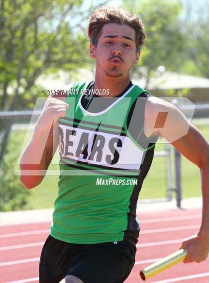 Thumbnail 1 in UIL 1A Region 3 Districts 17&18 Area Championships photogallery.