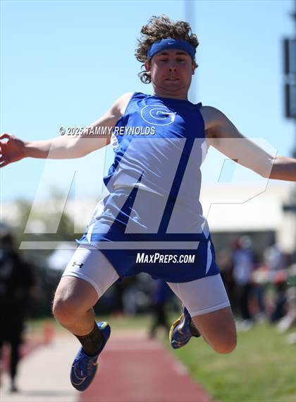 Thumbnail 1 in UIL 1A Region 3 Districts 17&18 Area Championships photogallery.