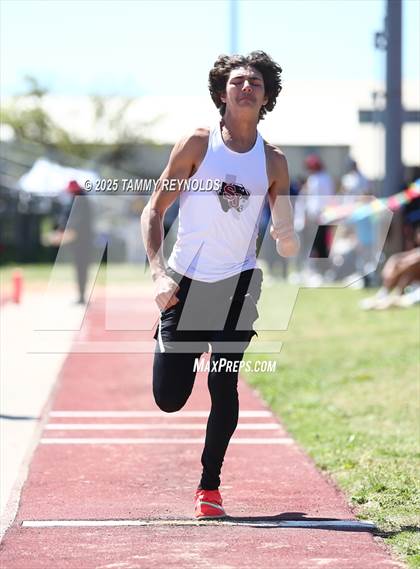 Thumbnail 3 in UIL 1A Region 3 Districts 17&18 Area Championships photogallery.