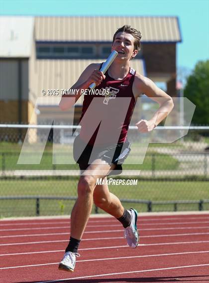 Thumbnail 3 in UIL 1A Region 3 Districts 17&18 Area Championships photogallery.