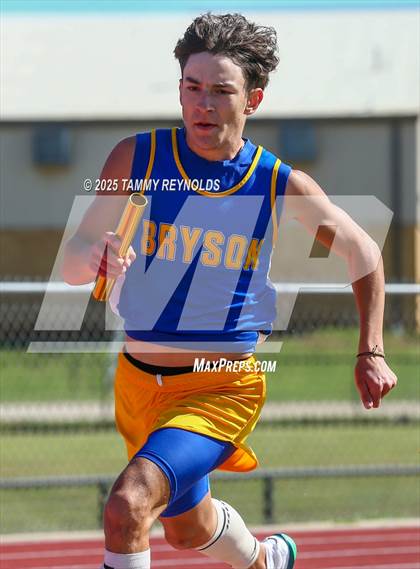 Thumbnail 2 in UIL 1A Region 3 Districts 17&18 Area Championships photogallery.