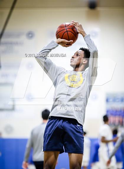 Thumbnail 3 in Campbell Hall vs  El Camino Real (Spot Up Southern Classic)  photogallery.