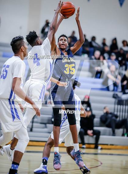 Thumbnail 2 in Campbell Hall vs  El Camino Real (Spot Up Southern Classic)  photogallery.