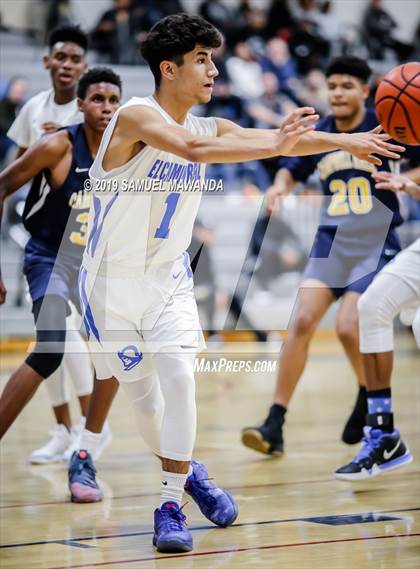 Thumbnail 1 in Campbell Hall vs  El Camino Real (Spot Up Southern Classic)  photogallery.